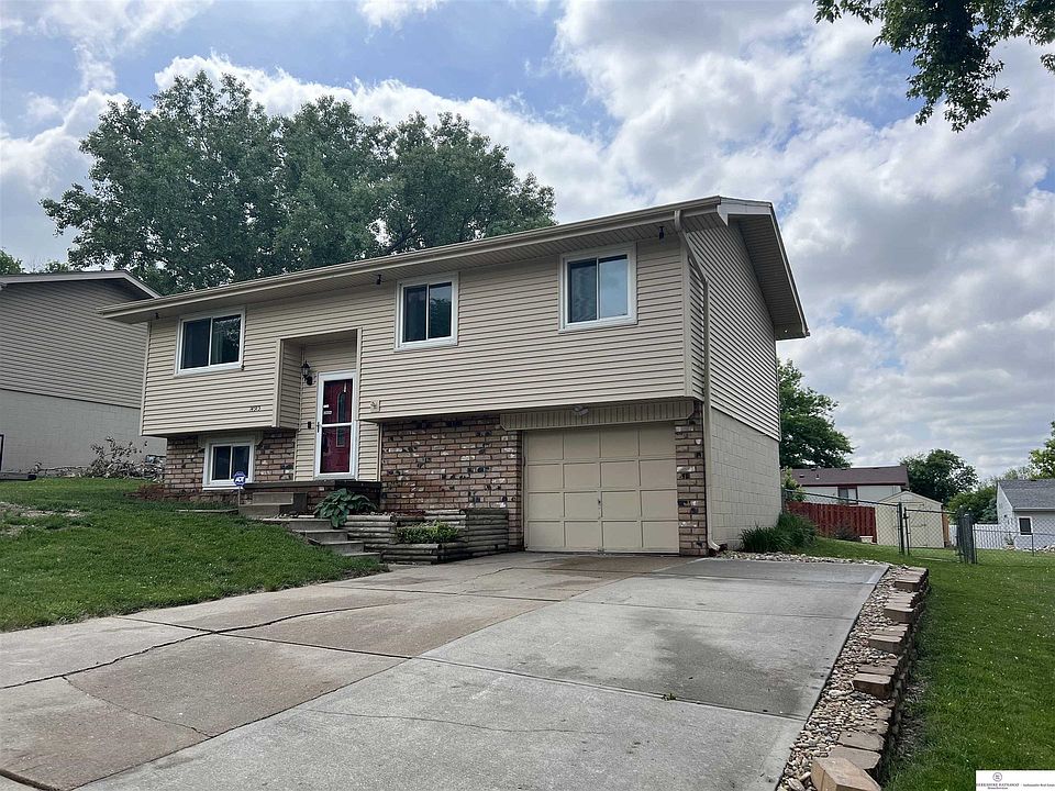 1st image of 14915 Echo Hills Dr