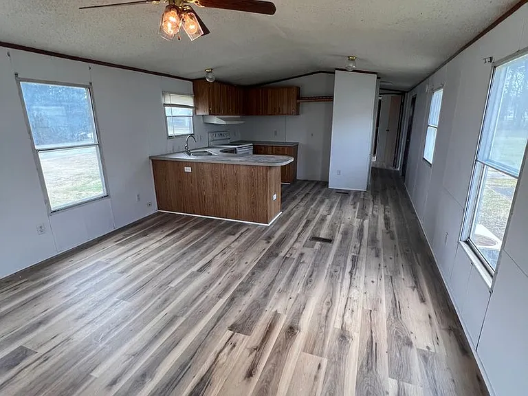 25 Benton Birmingham Rd #65 — Photo 3