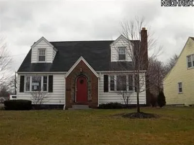 4529 Euclid Blvd photo 1