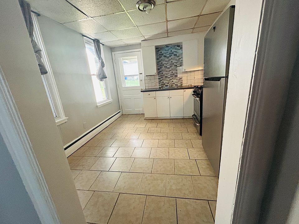 1st image of 42 W Union Blvd Unit 2