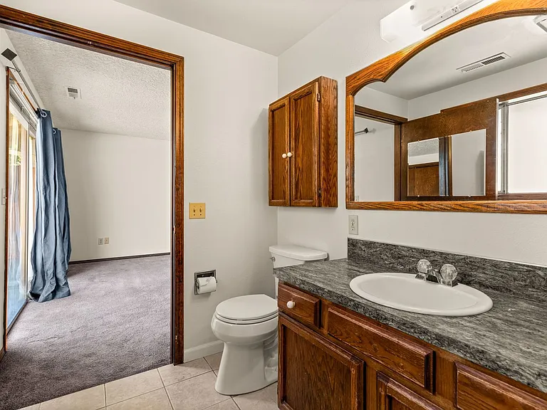 3605 NE 49th St — Photo 23