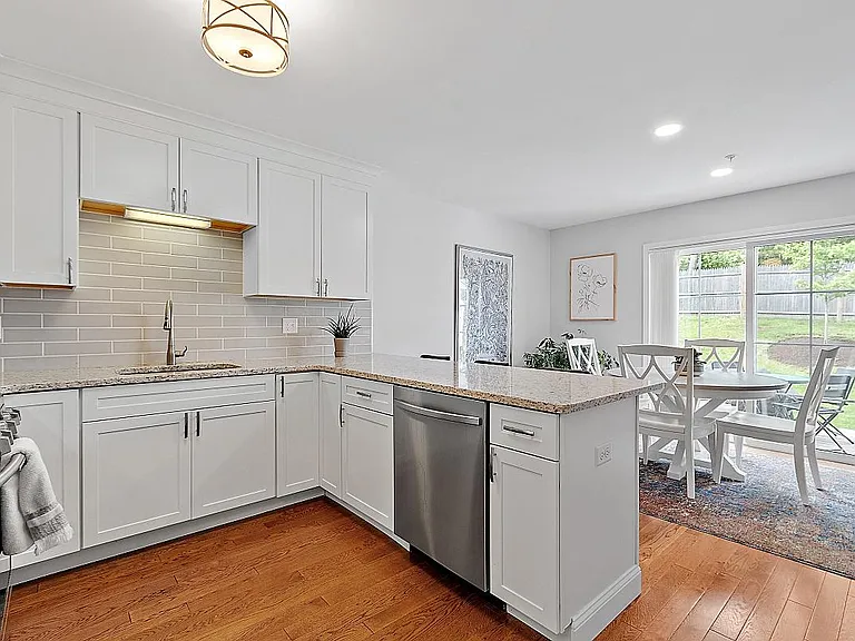 3 Nutfield Ct — Photo 11
