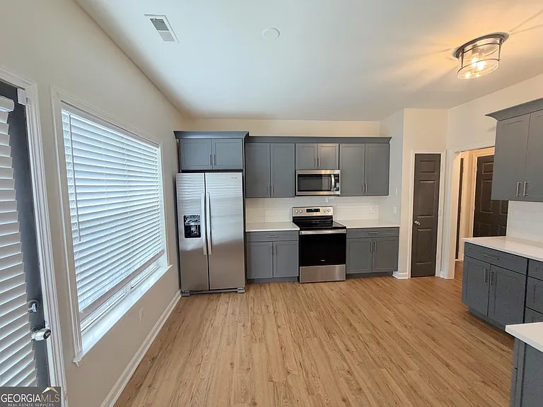 106 Turtle Pointe Dr — Photo 7