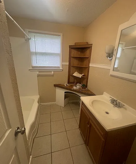 407 S Porter Ave — Photo 3