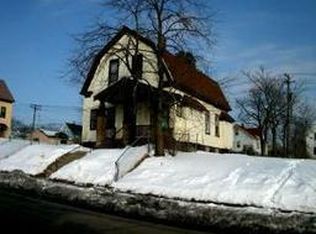 3402 N 9th St, Milwaukee, WI 53206