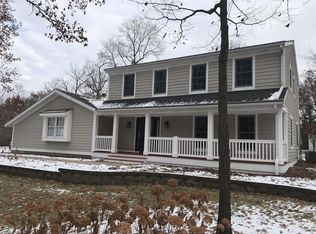 27025 Sherwood Forest Dr, Waterford, WI 53185