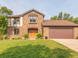 257 Saline River Dr, Saline, MI