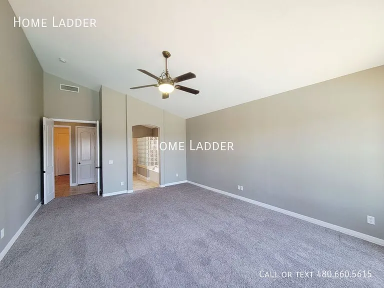 9030 S 10th Dr — Photo 20
