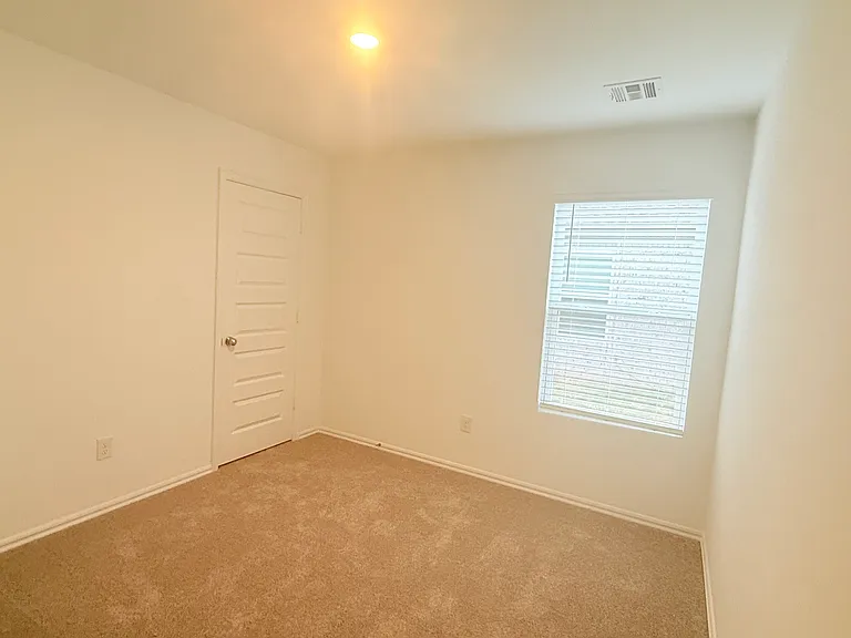 4005 Dutch Ln — Photo 28