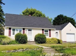49 Adams St, Somerset, MA 02726