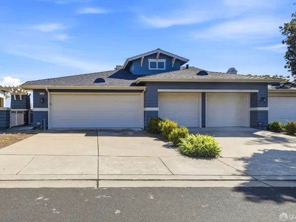 152 Golden Eagle Ln, Brisbane, CA 94005