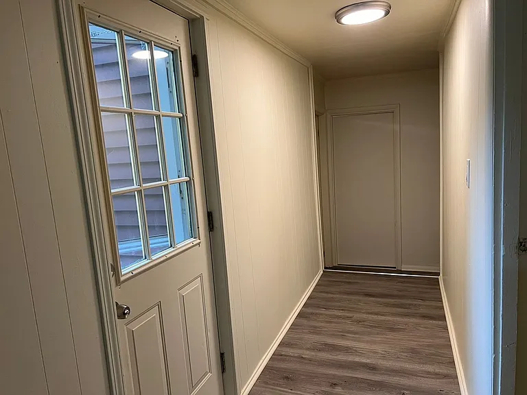 147 Virginia Ave — Photo 32