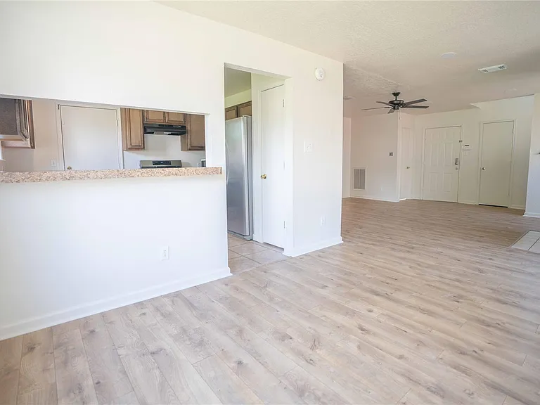 4027 Almond Lake Dr — Photo 8