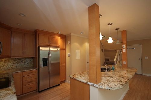 1st image of 420 Rosemont Ave
