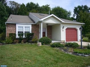 7 Pinecrest Dr, Deptford, NJ 08096