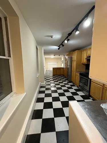 234 Arch St #3 Photo 1