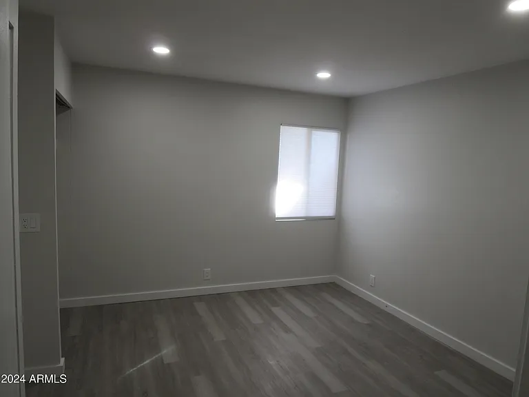 1450 E Bethany Home Rd #34 — Photo 8