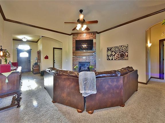 5th image of 2408 Coles Creek Ln