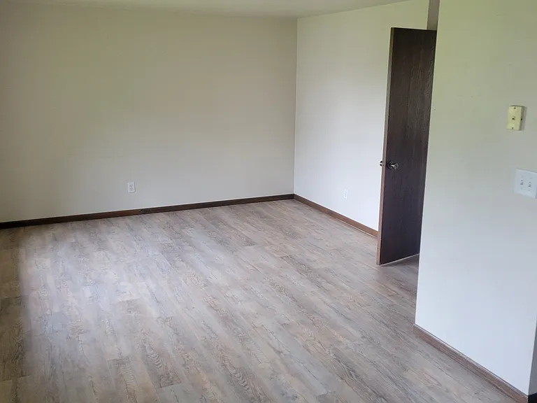 1512 Kellogg St — Photo 2