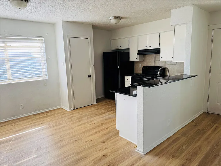 10209 Brownie Dr #D — Photo 11