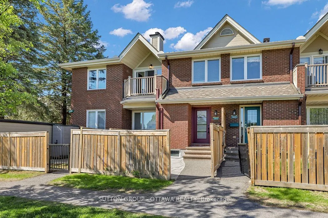 2 bed, $2,400 — Photo 3