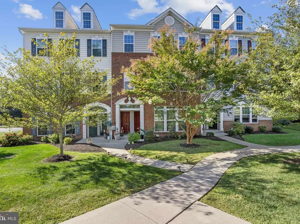 5 Eagle Ln, Glen Mills, PA 19342