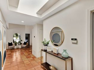 54305 Eisenhower Dr, La Quinta, CA 92253