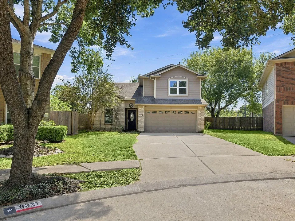 6331 Canyon Rock Way