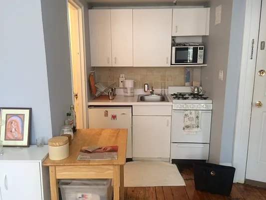 Rented by Village Living Realty | media 7