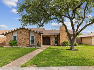 5620 Tyler St, The Colony, TX 75056