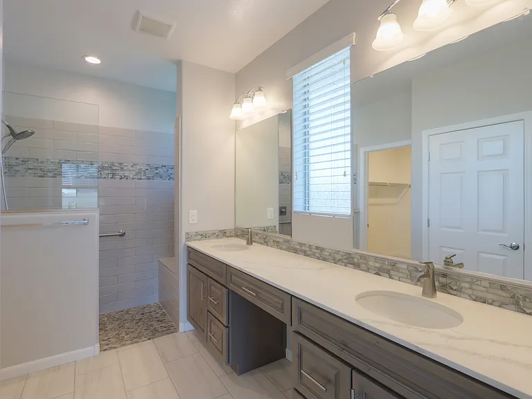 5656 W Posse Dr — Photo 8