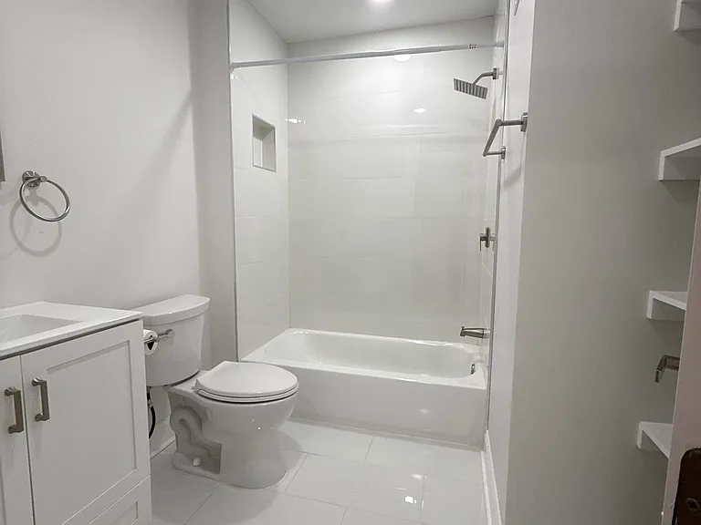 1322 S 57th St — Photo 23