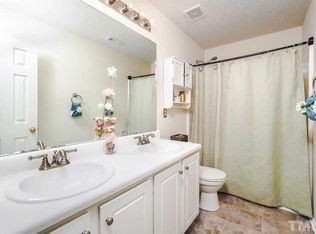3004 Knottsberry Way, Apex, NC 27539