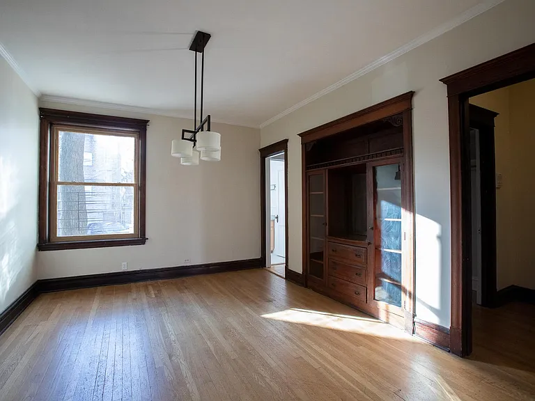 1409 W Belle Plaine Ave #1W — Photo 7