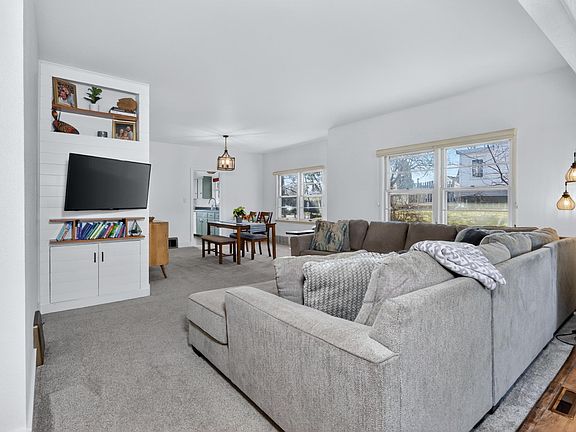5th image of 116 S Pokegama Ave