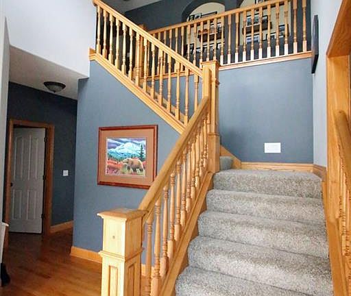 2nd image of 3302 Crown Pointe Dr