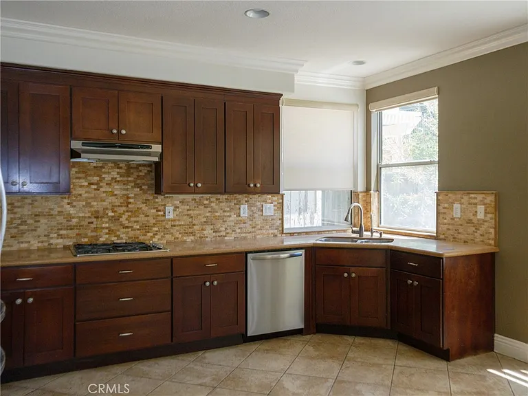 8616 E Silver Ridge Ln — Photo 6