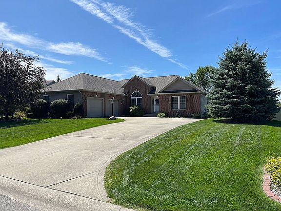 3rd image of 58675 Lake Heather Ct