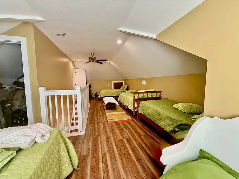 2310 Teal St — Photo 8