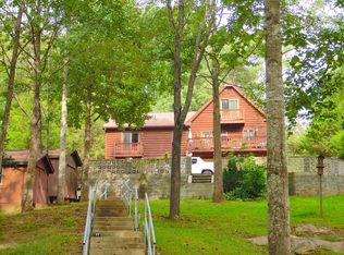 171 River Oaks Dr, Sparta, TN 38583