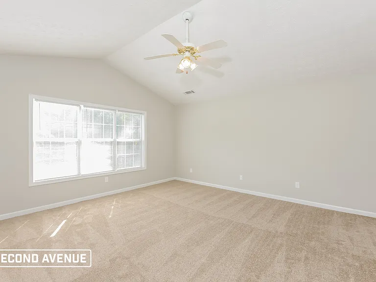 2725 Lenora Springs Dr — Photo 10