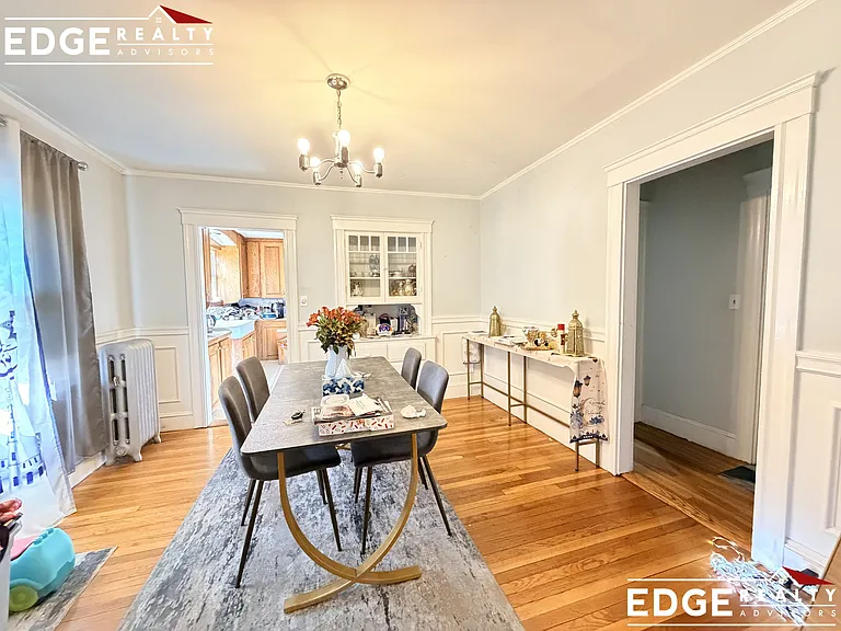 30 Slade St — Photo 3