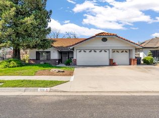 908 Suburban Ave, Madera, CA 93637