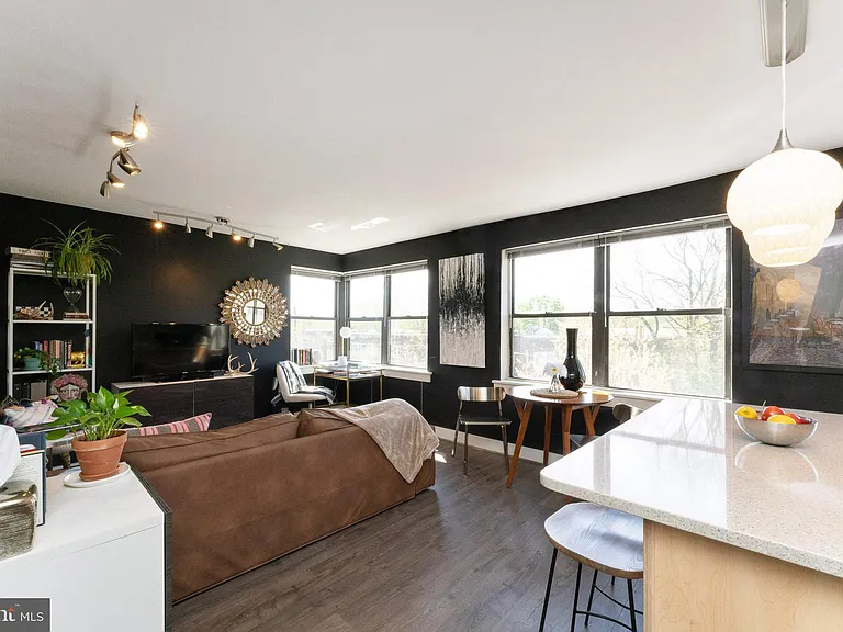 212 Oakwood St SE #322 — Photo 8