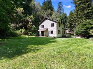 5630 S Bank Rd, Crescent City, CA 95531