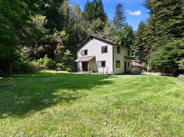 5630 S Bank Rd, Crescent City, CA 95531