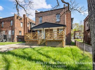 3241 Sycamore Rd #2, Cleveland, OH 44118
