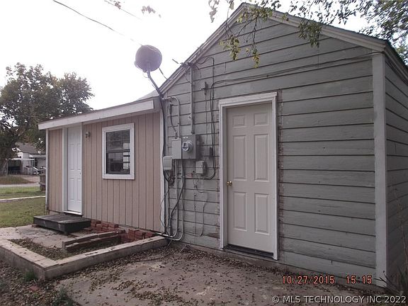5th image of 453 S 72nd East Ave