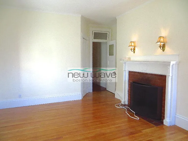 503 Beacon St #14 — Photo 10