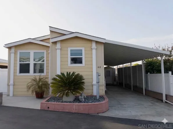 62 Hummingbird Ln, Oceanside, CA 92057